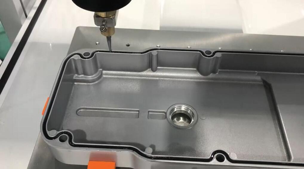 汽車變速箱油底殼涂密封膠 | 涂膠機(jī)